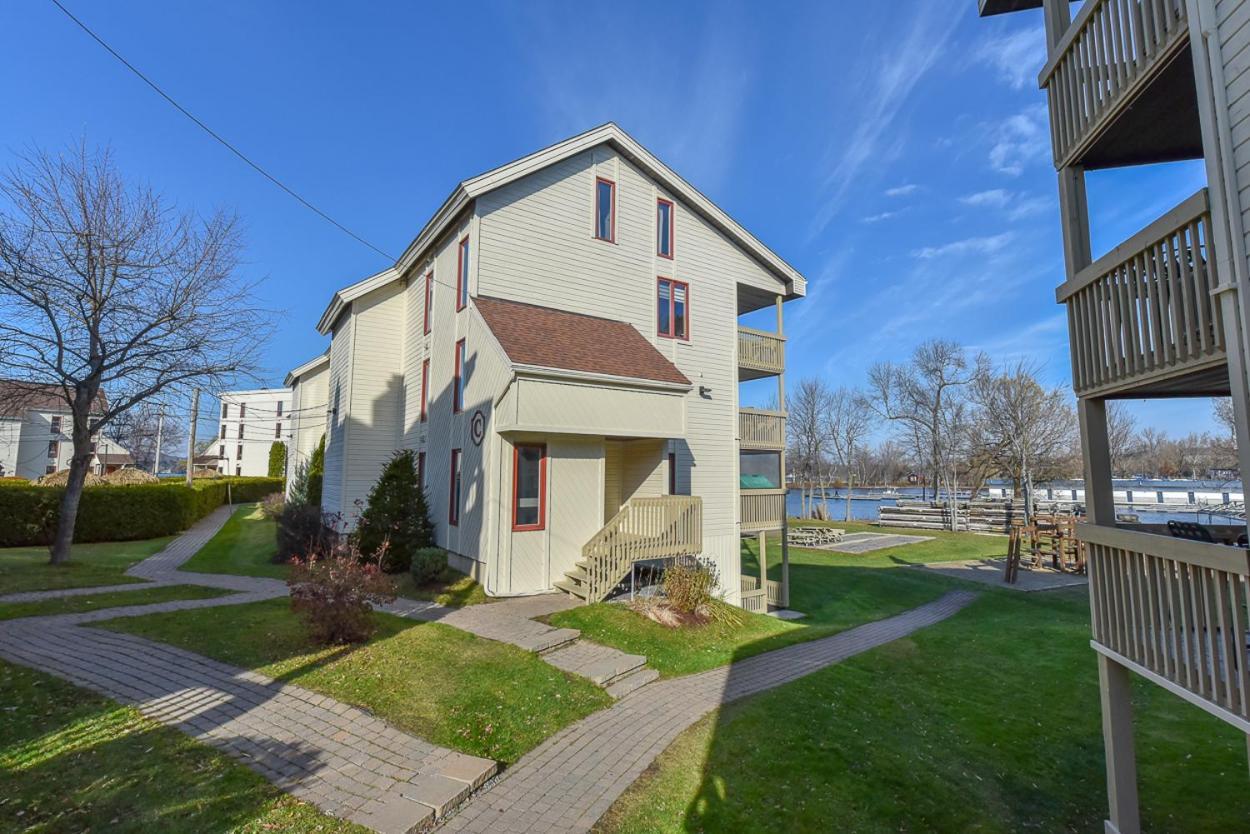 Magog Waterfront Condo Εξωτερικό φωτογραφία